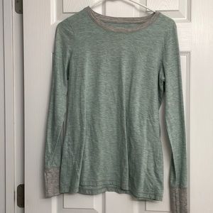 Long sleeve tee